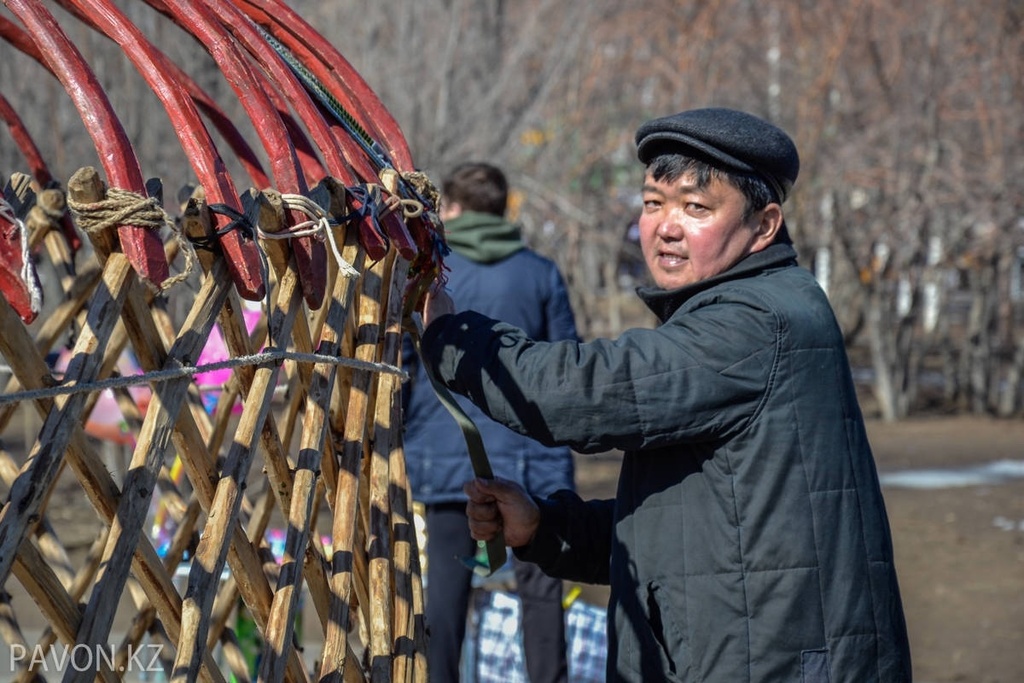 Нет названия