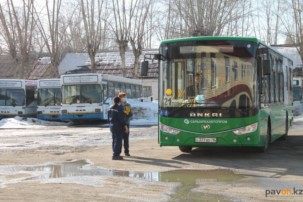 В автобусах Павлодара, по наблюдению перевозчиков, резко сократилось  количество пассажиров / Павлодар-онлайн / Павлодар / Новости / Павлодарский  городской портал