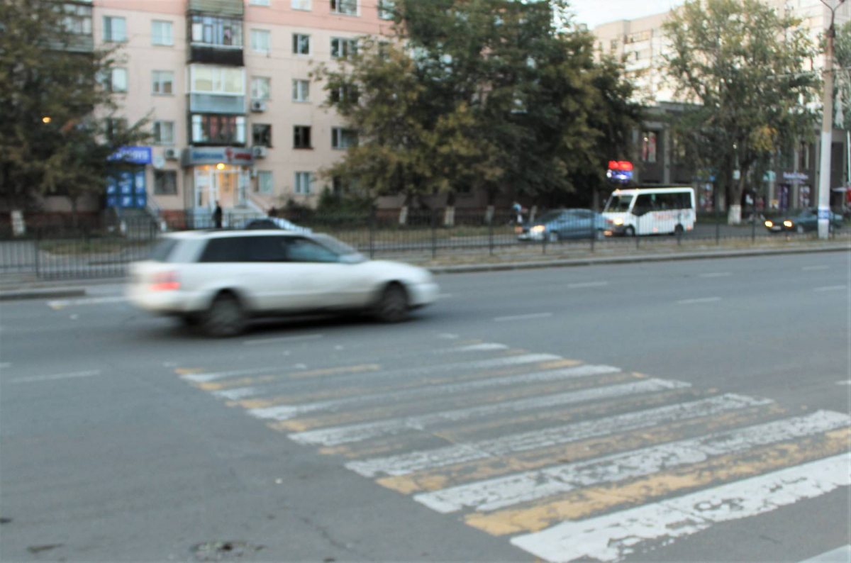 Пьяный водитель сбил женщину на пешеходном переходе в Павлодаре /  Павлодар-онлайн / Павлодар / Новости / Павлодарский городской портал