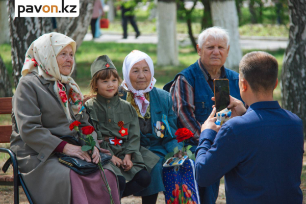 Павлодарцы почтили память героев Великой Отечественной войны (фото)