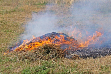 90% ожогов тела получил 52-летний житель Павлодарской области, пытаясь потушить пожар в степи
