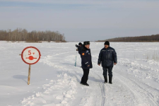 В Павлодарской области действуют четыре автогужевые ледовые переправы