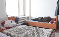 Число постояльцев центра для бездомных резко увеличилось с морозами в Павлодаре