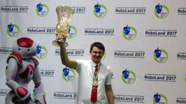 Павлодарский студент выиграл золото в Международном фестивале робототехники