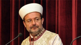 Турецкий лидер мусульман отказался от роскошного автомобиля из-за критики