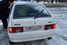 Экибастузские полицейские помогли мужчине, которому стало плохо за рулем