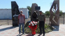 В селе Актогай открыли памятник высотой 3,5 метра