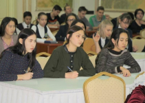 Больше 70 павлодарцев участвовали в первом открытом диктанте на казахском языке
