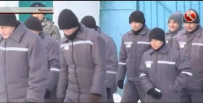 Первые амнистированные казахстанцы отправились домой