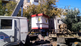 В Павлодаре продолжают демонтировать незаконно установленные ларьки