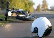 Прогулка подростка на мотоцикле по трассе в Павлодарской области закончилась травмами