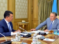 Нурсултан Назарбаев встретился с министром энергетики РК