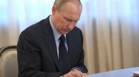 Путин утвердил возврат 300 тысяч гектаров земли Казахстану