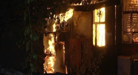 9 частных домов сгорели в районе вокзала Алматы-2