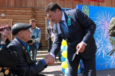 В Павлодаре ветеранам вручили ключи от квартир