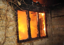Два человека погибли на пожарах в Павлодарской области за выходные