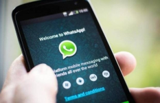 Вирус распространяется под видом мессенджера WhatsApp