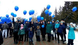 В Казахстане прошли акции поддержки детей с аутизмом