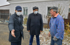 Аким области объехал микрорайоны Павлодара