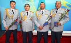 Четверо полицейских Павлодарской области награждены медалью «Ерлігі үшін»
