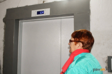 Первый лифт в этом году заменили по госпрограмме в Павлодаре