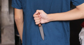 Слухи о мужчине с ножом в общежитии опровергли в вузе Павлодара