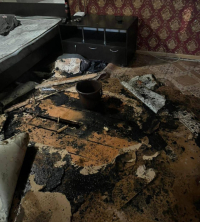 18 жильцов многоэтажки спешно покинули свои квартиры из-за пожара у соседа