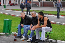 В Павлодарской области стали чаще выпивать в общественных местах
