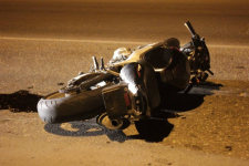 Мотоциклист погиб на трассе в Павлодарской области
