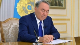 Нурсултан Назарбаев подписал новые законы