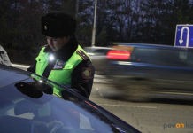 Павлодарские полицейские задержали водителя в состоянии наркотического опьянения, который предъявил им служебное удостоверение финполиции