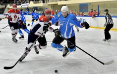 В Павлодаре стартовал XXIV открытый чемпионат Республики Казахстан по хоккею с шайбой среди мужских команд