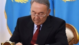 Назарбаев подписал поправки в законодательство по перераспределению полномочий между ветвями власти