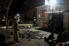 В Павлодаре горящий мусор стал причиной вызова большого количества пожарных