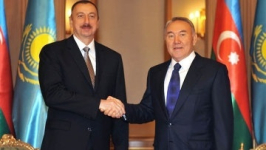 Назарбаев поздравил президента Азербайджана с его переизбранием на пост главы государства
