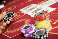 Монахиня из Нью-Йорка проиграла 130 тысяч долларов в казино