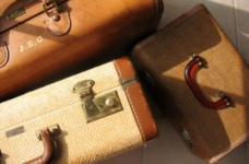 В римском аэропорту распродают забытые чемоданы
