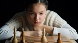 19-летняя гроссмейстер Динара Садуакасова стала чемпионкой мира по шахматам
