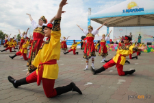 Красочный парад в День защиты детей прошел в Павлодаре