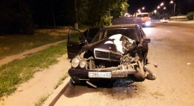 В два ДТП подряд попало авто в Алматы