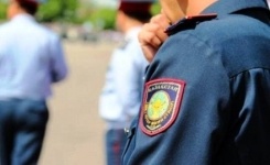 Павлодарская полиция устанавливает личность мужчины, подозреваемого в педофилии