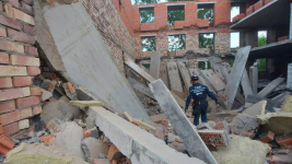 Причины обрушения строящейся многоэтажки в Павлодаре озвучили в министерстве