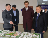Бизнесмен из списка Форбс посетил детский шахматный турнир в Павлодаре