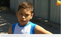 Сбившего школьника в Алматы водителя отпустили домой, а теперь ищут