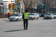 За сутки павлодарские полицейские остановили пять автомобилей с поддельными номерами