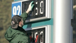 В Казахстане выросли цены на самый ходовой бензин марки АИ-92