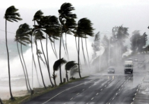 Тропический шторм "Фернан" движется в сторону Мексики