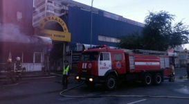 Пожар на "оптовке" в Алматы потушен