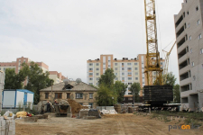 В акимате Павлодара снова пожаловались на работу строительной фирмы "ДСК Монтаж"