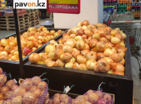 Цены на социально значимые продукты питания проверил аким Павлодара